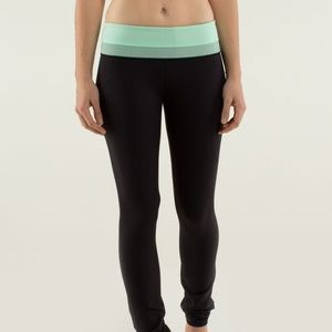 Lululemon Skinny Groove Pant